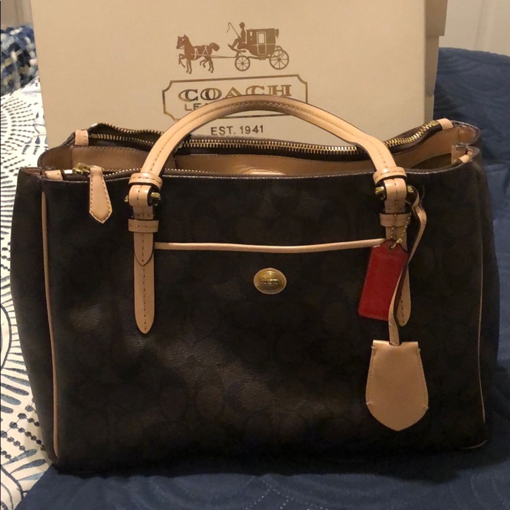 Coach shoulder bag